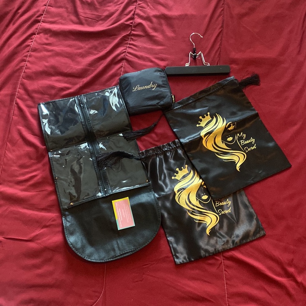 Stylish wig, travel kit!  Travel with up to two wigs! - Picture 2 of 4